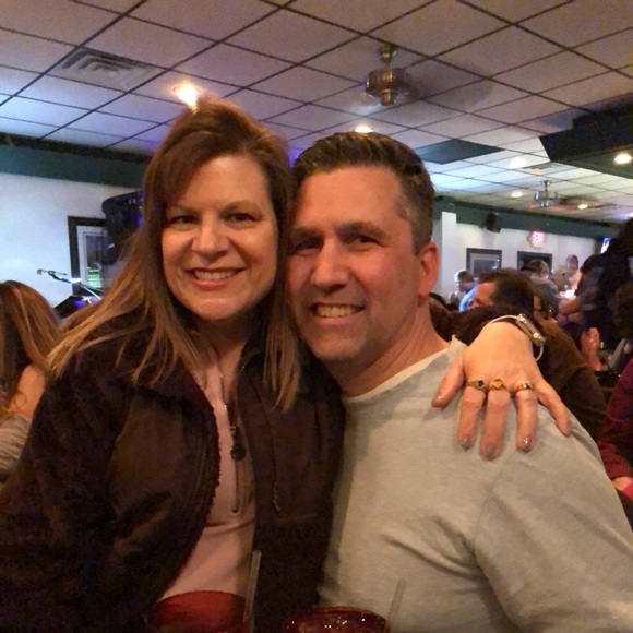 Meet your Posher, Debbie - Picture 1 of 1